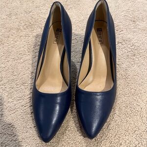 Pointed-Toe Navy Pumps by Comfort?
